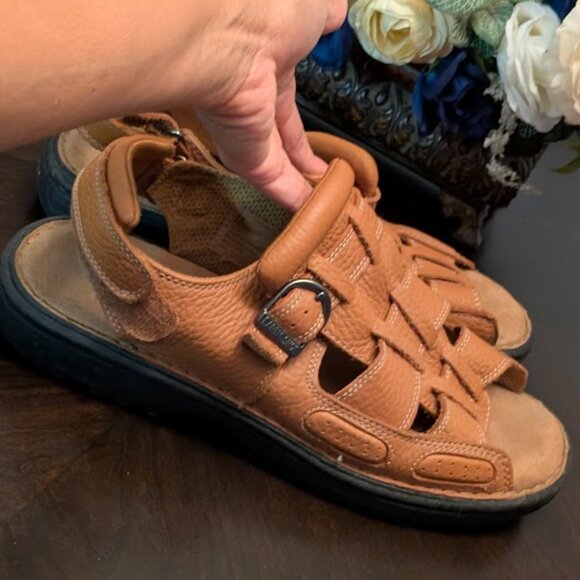 S6 EARTH SHOES Floater 5 Sandals - Picture 9 of 9